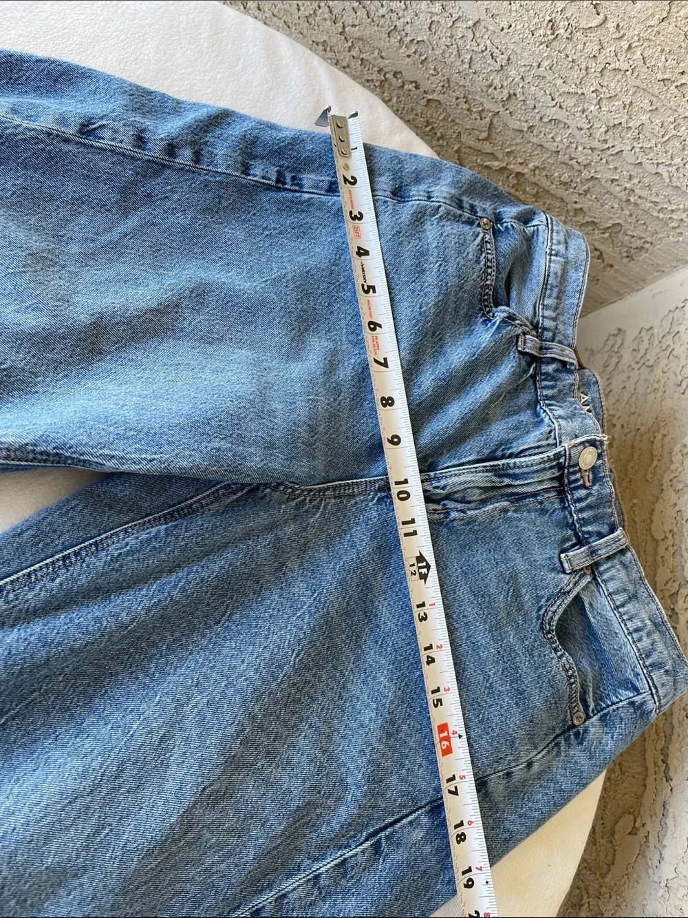 American Eagle Dreamy Drape Barrel leg 4 short - Picture 3 of 9